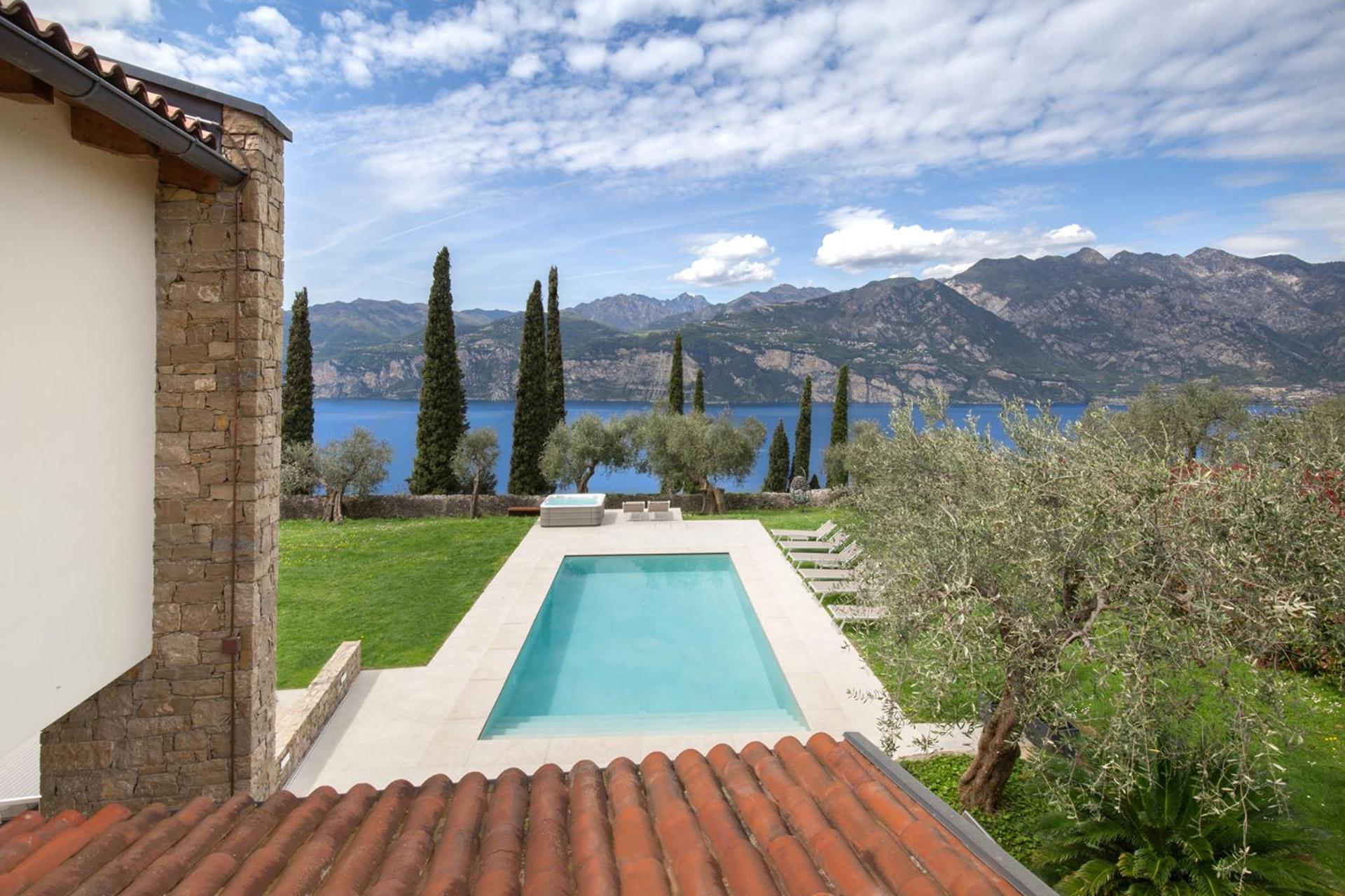 Villa Cipressi - Luxuri Lounge - Malcesine Exterior foto
